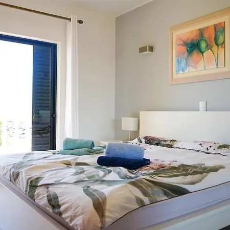Authentic 2-bedroom House At Meia * Lagos